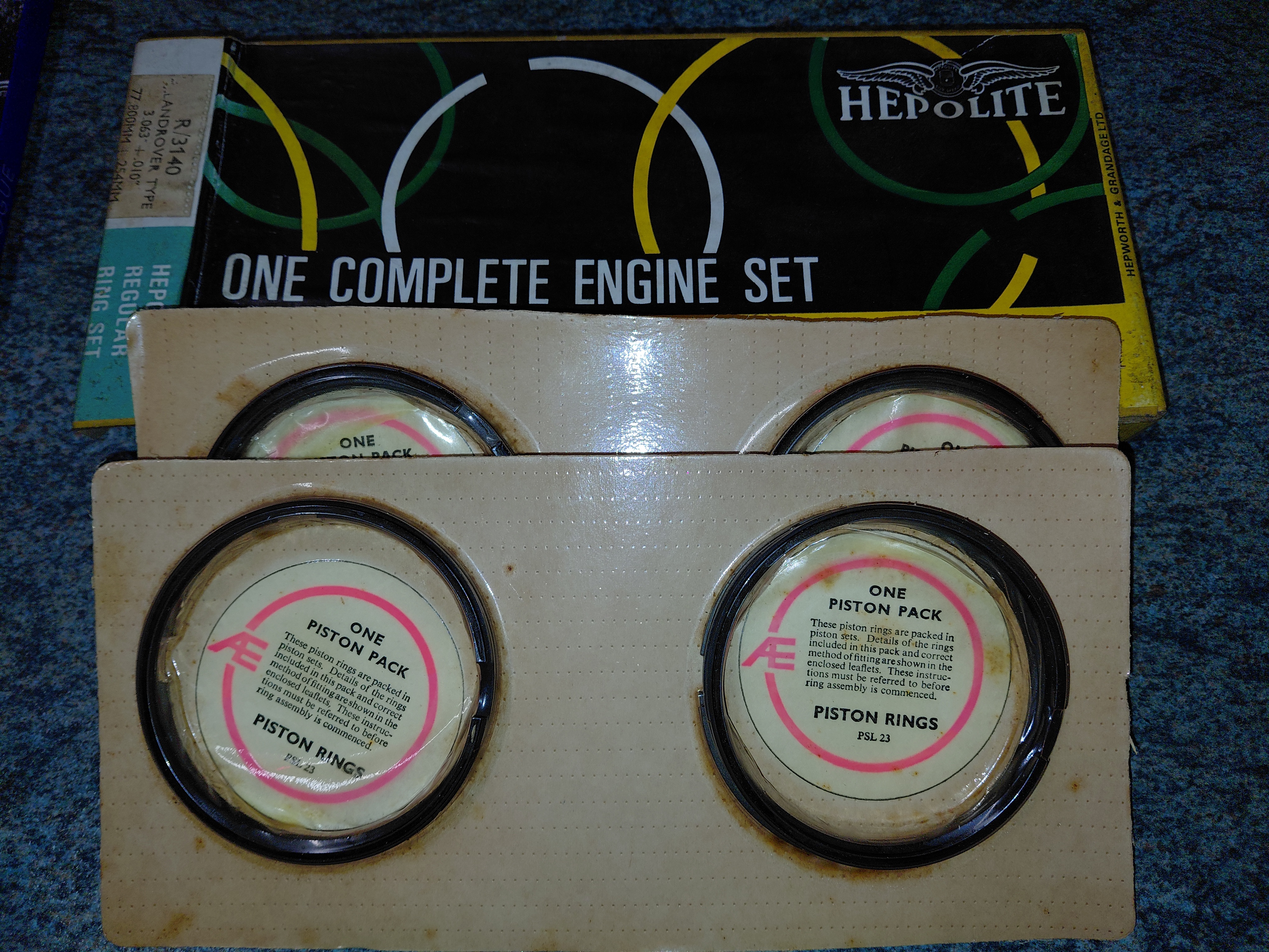 Pistons Ring Set +10 for LR S1 2Ltr 1955 on Hepolite