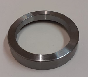 Distance Piece on Stub Axle for Oil Seal